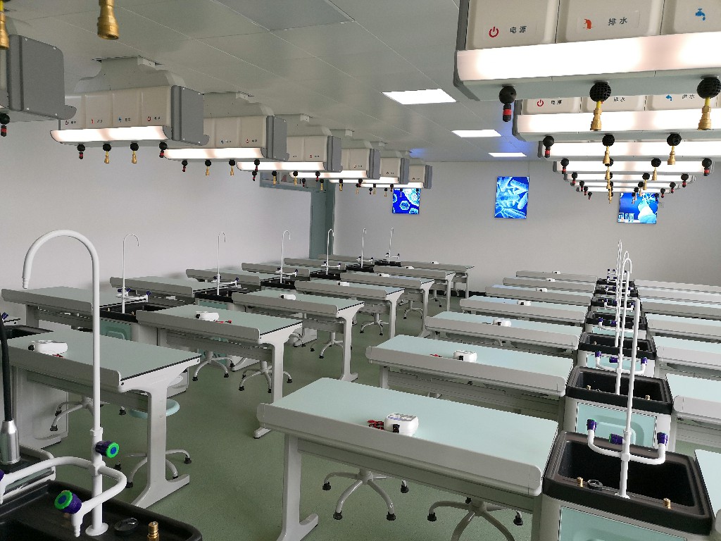 實驗台的組成(chéng)及材質種(zhǒng)類